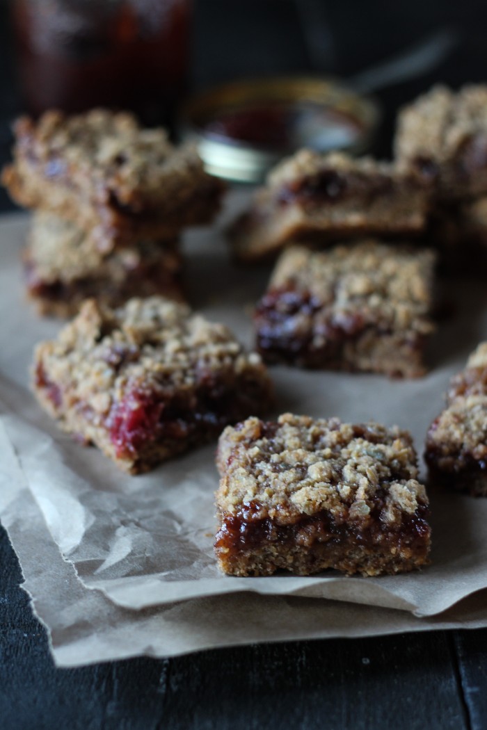 strawberry rhubarb spelt bars