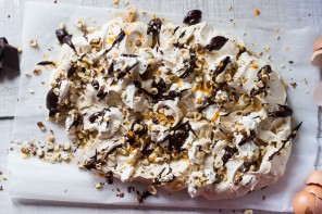 DISH | Canada’s Biggest Potluck + meringue with hazelnuts, dark chocolate & orange
